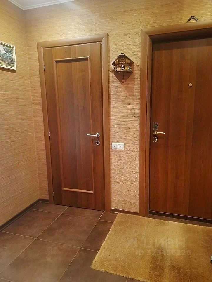 3-комнатная квартира, 110 м² — фотография 3