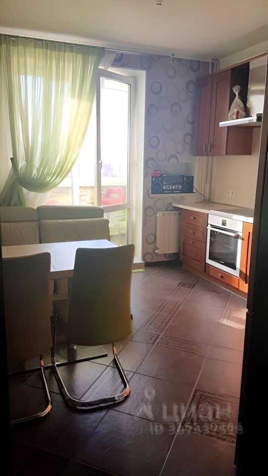 1-комнатная квартира, 46 м² — фотография 2
