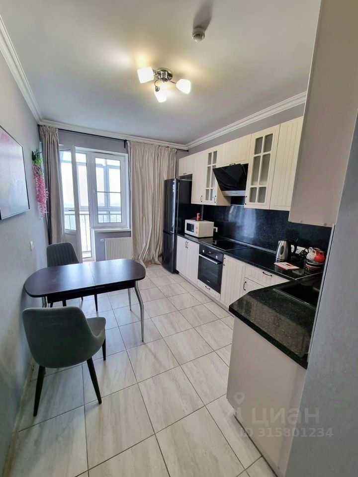 1-комнатная квартира, 40 м² — фотография 2