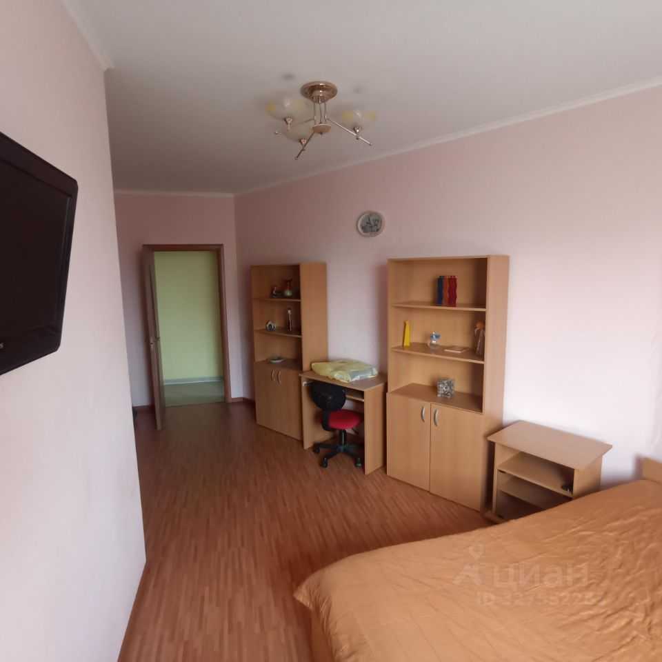 2-комнатная квартира, 63 м² — фотография 3