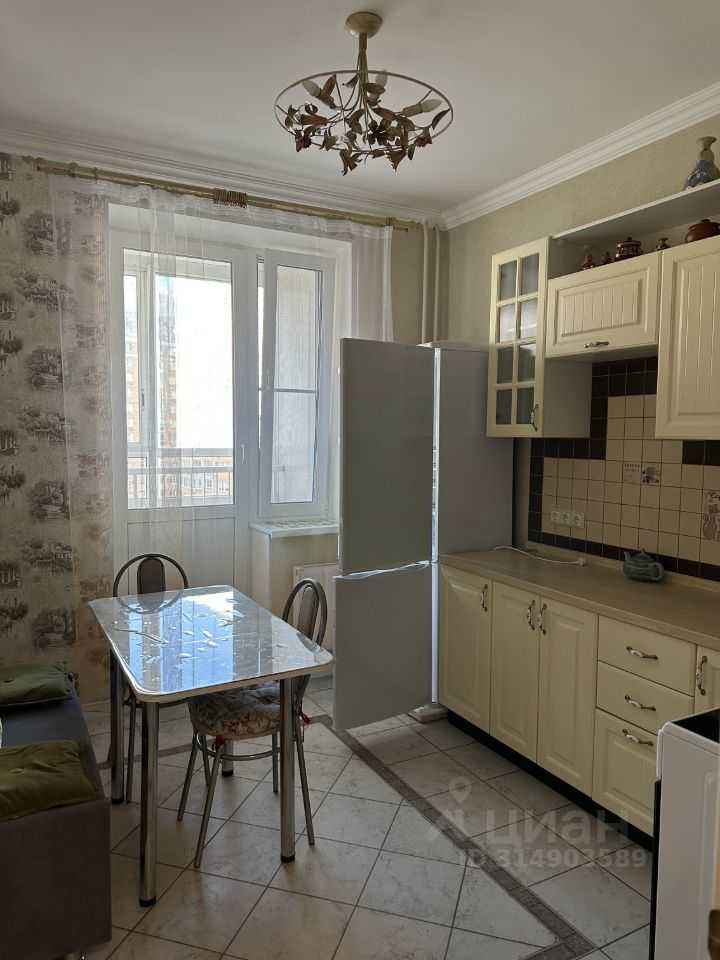 2-комнатная квартира, 64 м² — фотография 2