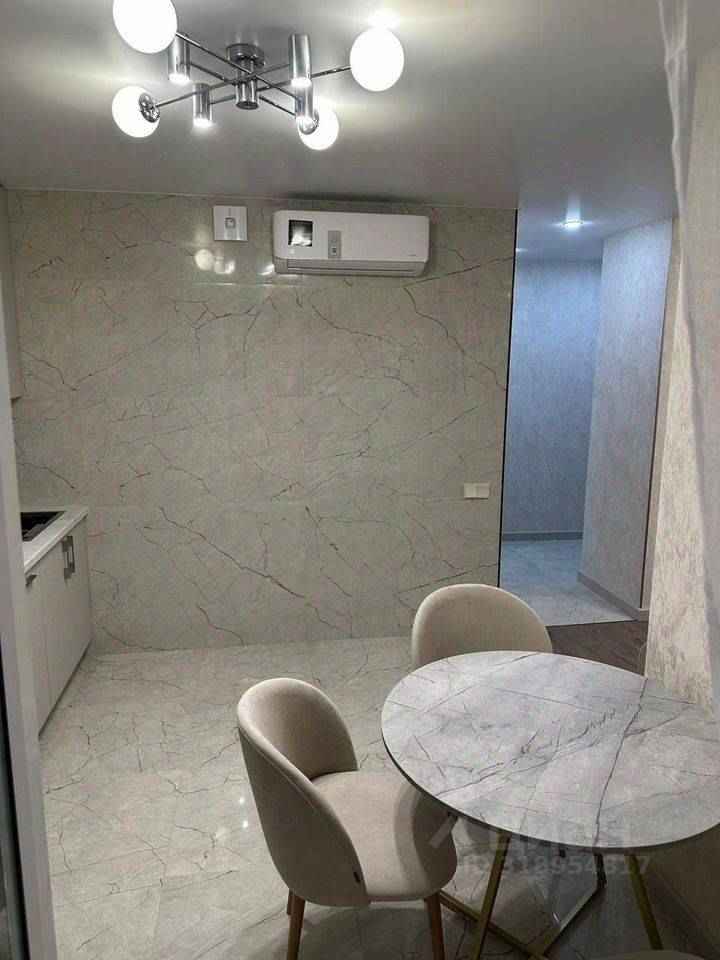 1-комнатная квартира, 42 м² — фотография 2