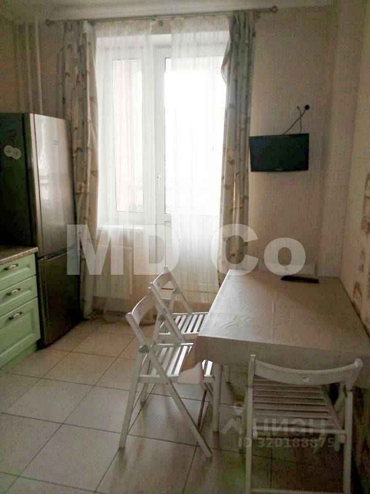 2-комнатная квартира, 65 м² — фотография 2