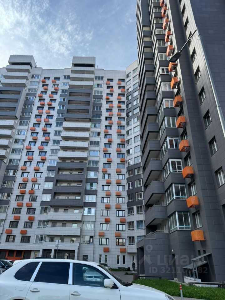4-комнатная квартира, 110 м² — фотография 2
