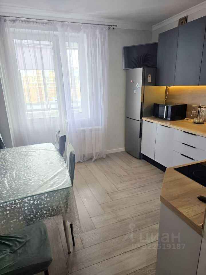 2-комнатная квартира, 62 м² — фотография 3