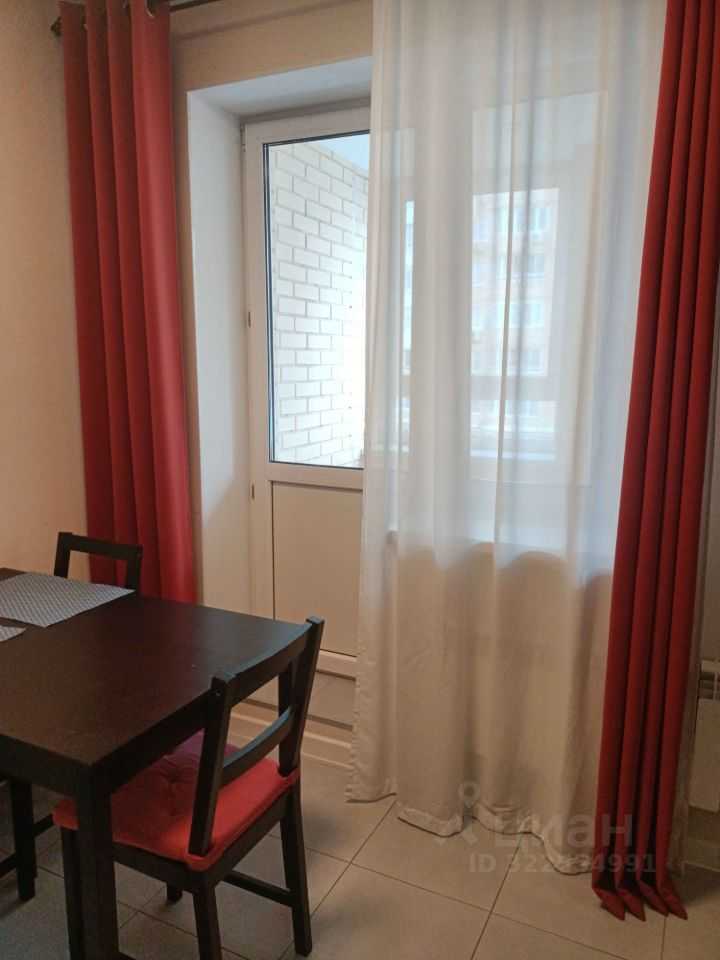 1-комнатная квартира, 45 м² — фотография 3