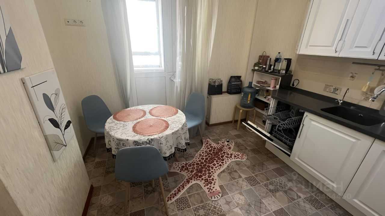 1-комнатная квартира, 47 м² — фотография 3