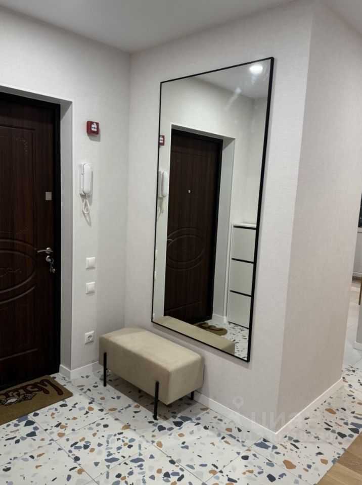 2-комнатная квартира, 64 м² — фотография 2