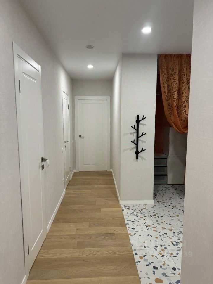 2-комнатная квартира, 64 м² — фотография 3