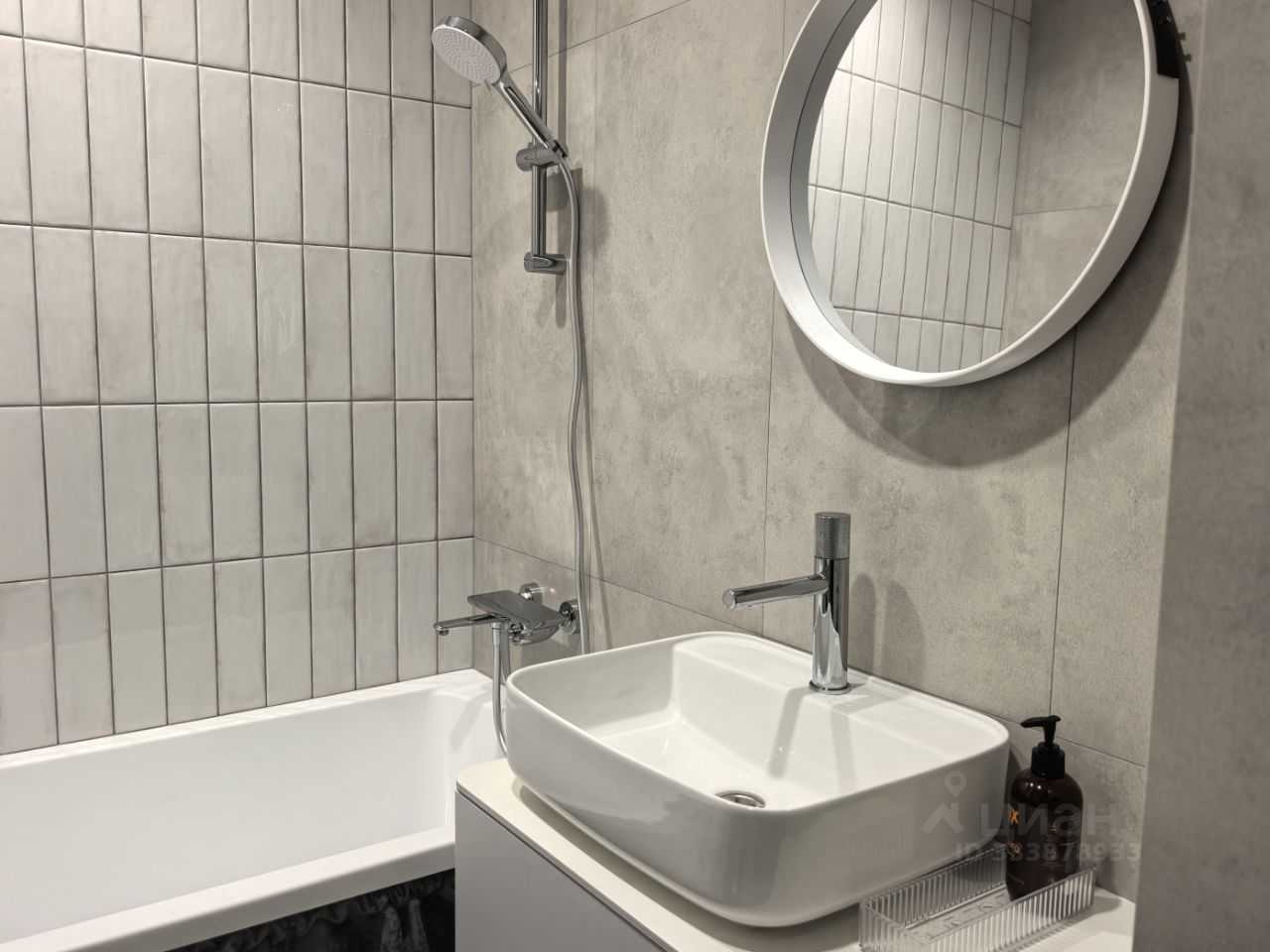 2-комнатная квартира, 55 м² — фотография 2