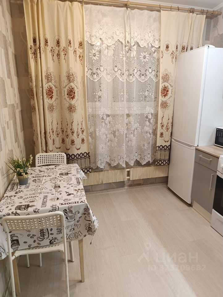 2-комнатная квартира, 55 м² — фотография 2