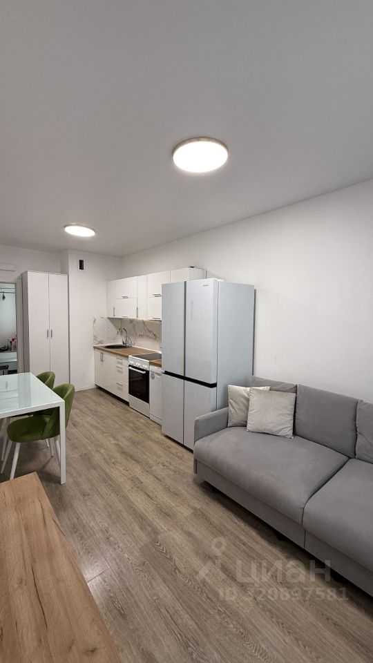 4-комнатная квартира, 75,4 м² — фотография 2