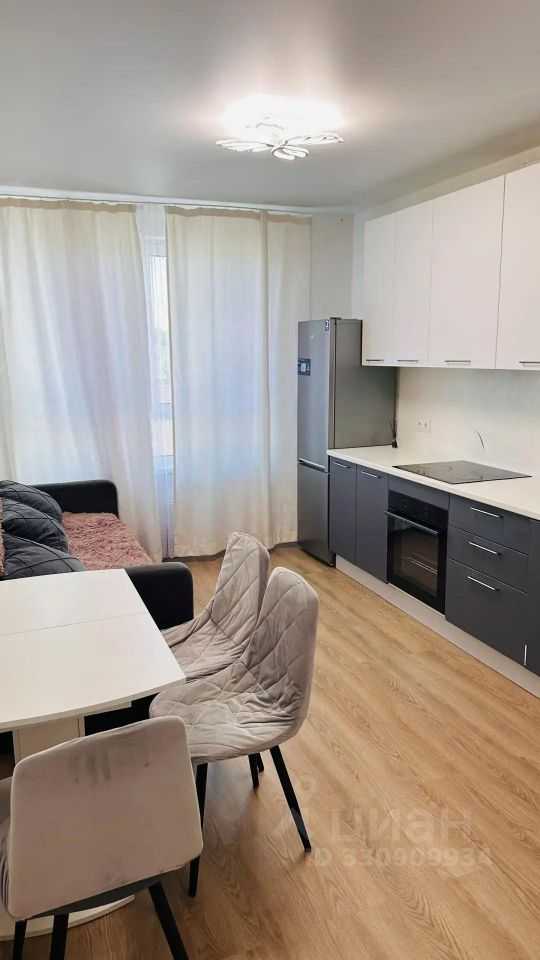 2-комнатная квартира, 57 м² — фотография 3