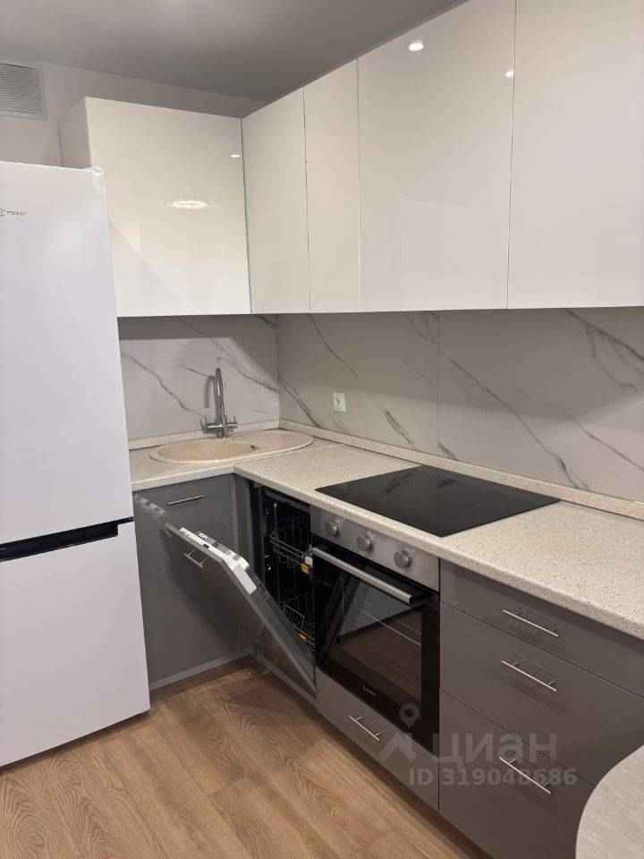1-комнатная квартира, 32 м² — фотография 2