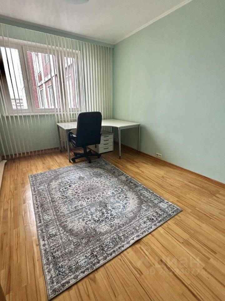 4-комнатная квартира, 100 м² — фотография 3