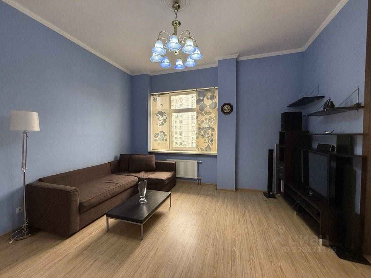 2-комнатная квартира, 70 м² — фотография 3