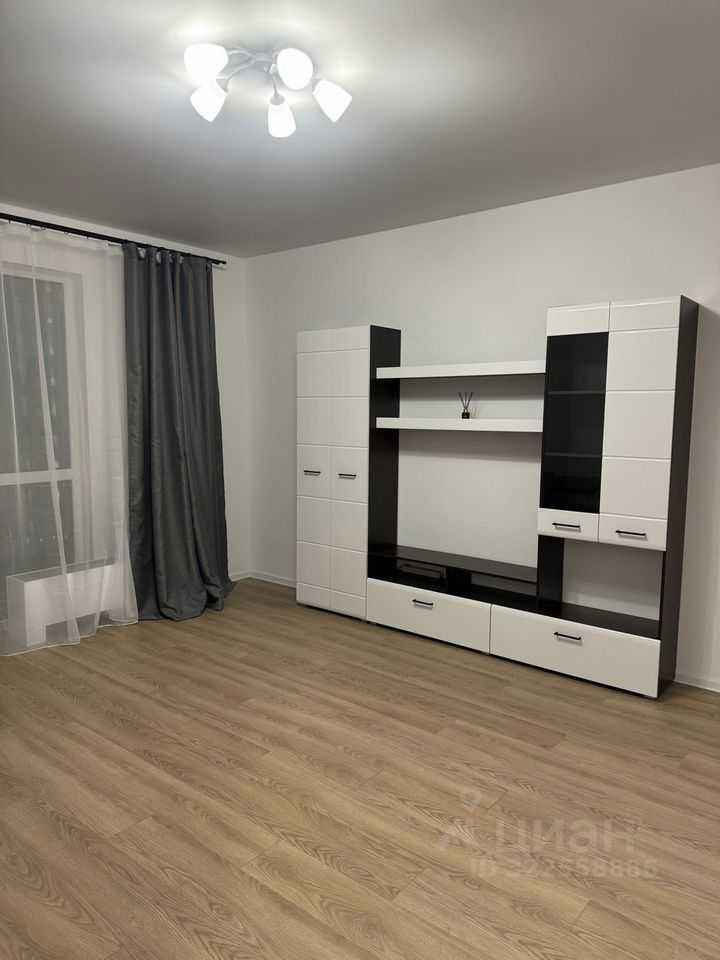 1-комнатная квартира, 45 м² — фотография 3