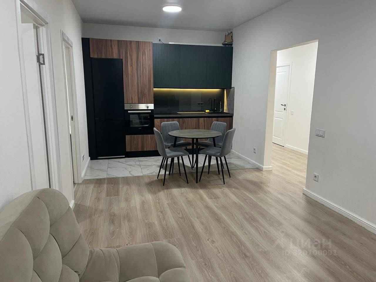 4-комнатная квартира, 75 м² — фотография 2