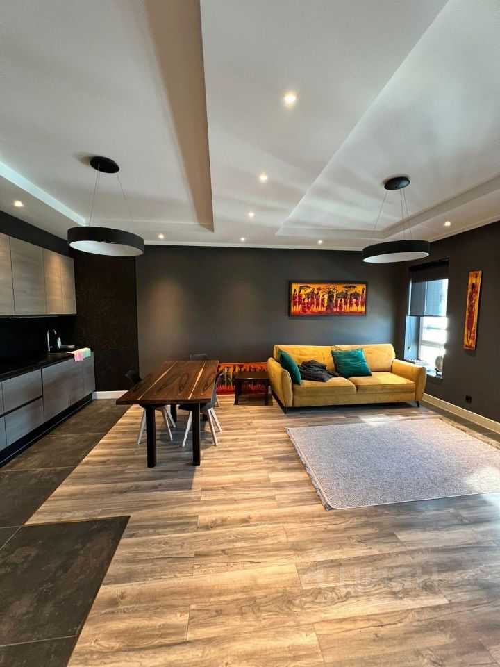 4-комнатная квартира, 90 м²