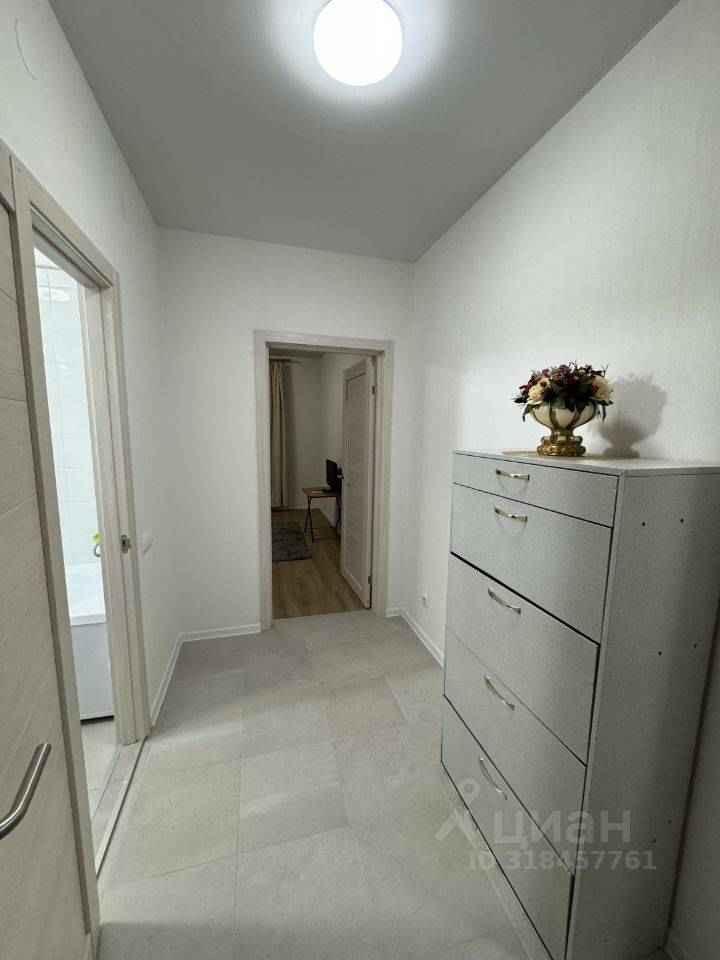 2-комнатная квартира, 56,7 м² — фотография 2