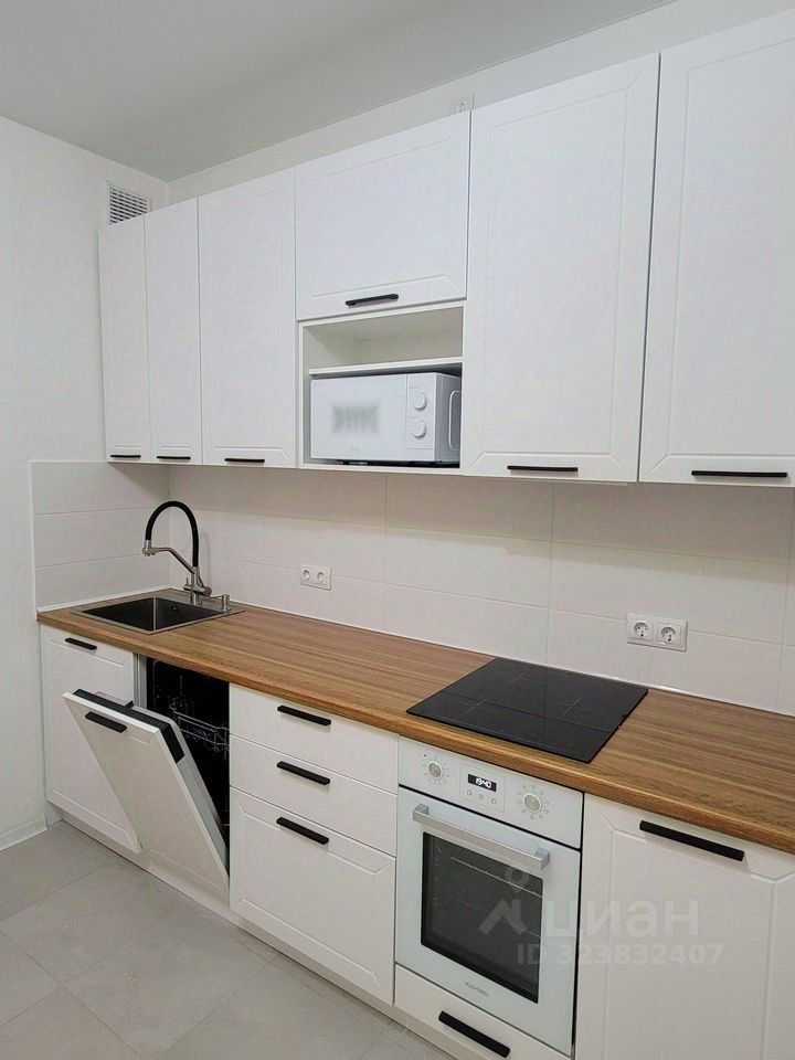 1-комнатная квартира, 42 м² — фотография 3
