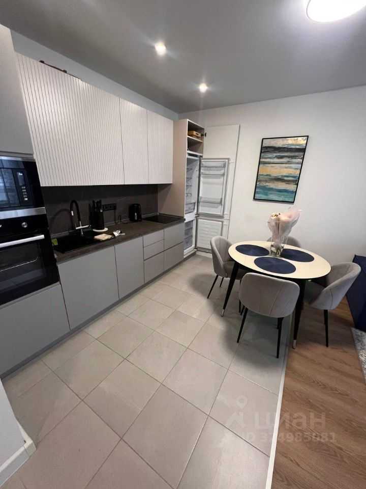 2-комнатная квартира, 70 м² — фотография 2