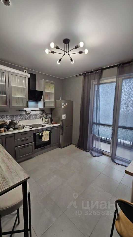1-комнатная квартира, 42,7 м² — фотография 2