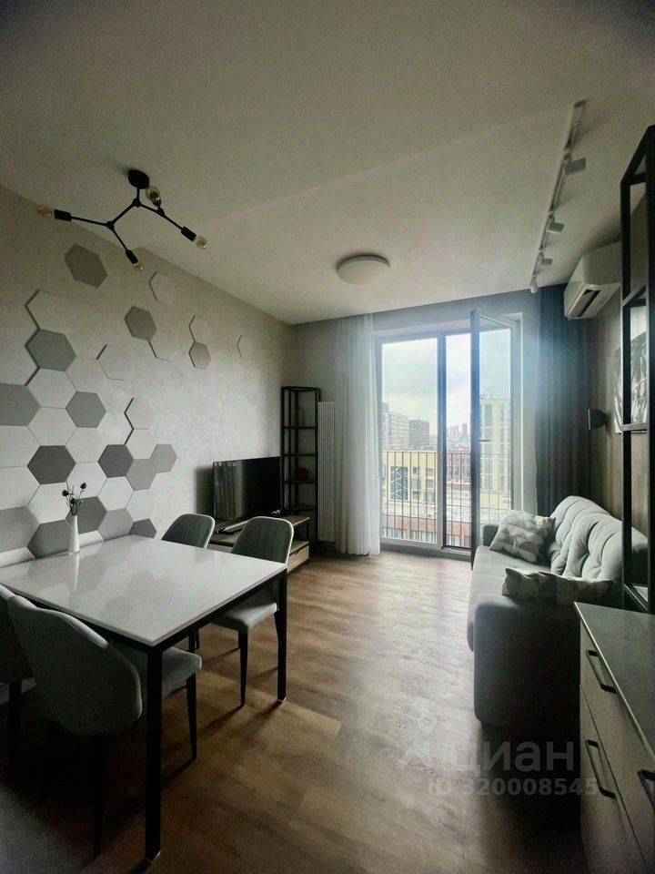 1-комнатная квартира, 60 м² — фотография 2
