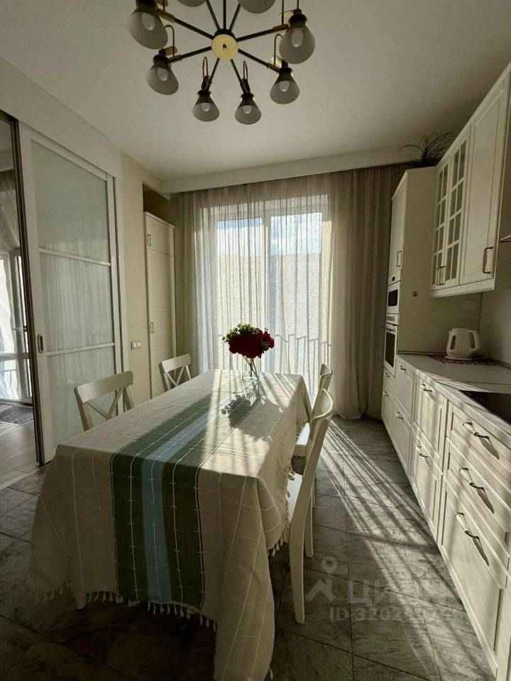 2-комнатная квартира, 68,7 м² — фотография 2