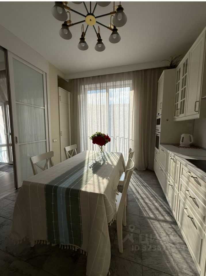 2-комнатная квартира, 69 м² — фотография 3