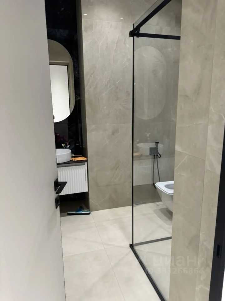 4-комнатная квартира, 140 м²