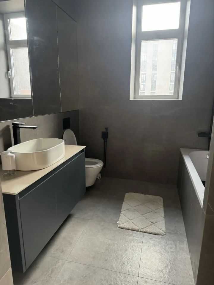 4-комнатная квартира, 140 м² — фотография 3