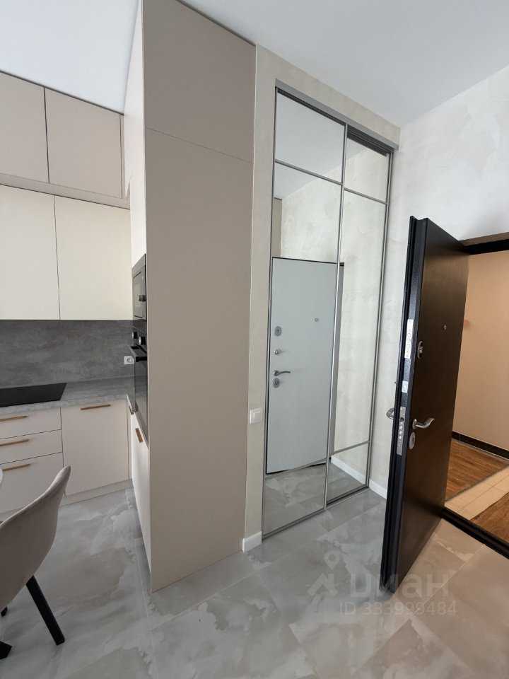 2-комнатная квартира, 37,8 м² — фотография 2