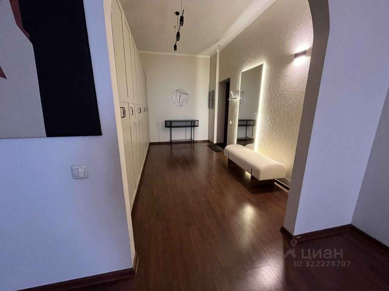 4-комнатная квартира, 135 м² — фотография 2