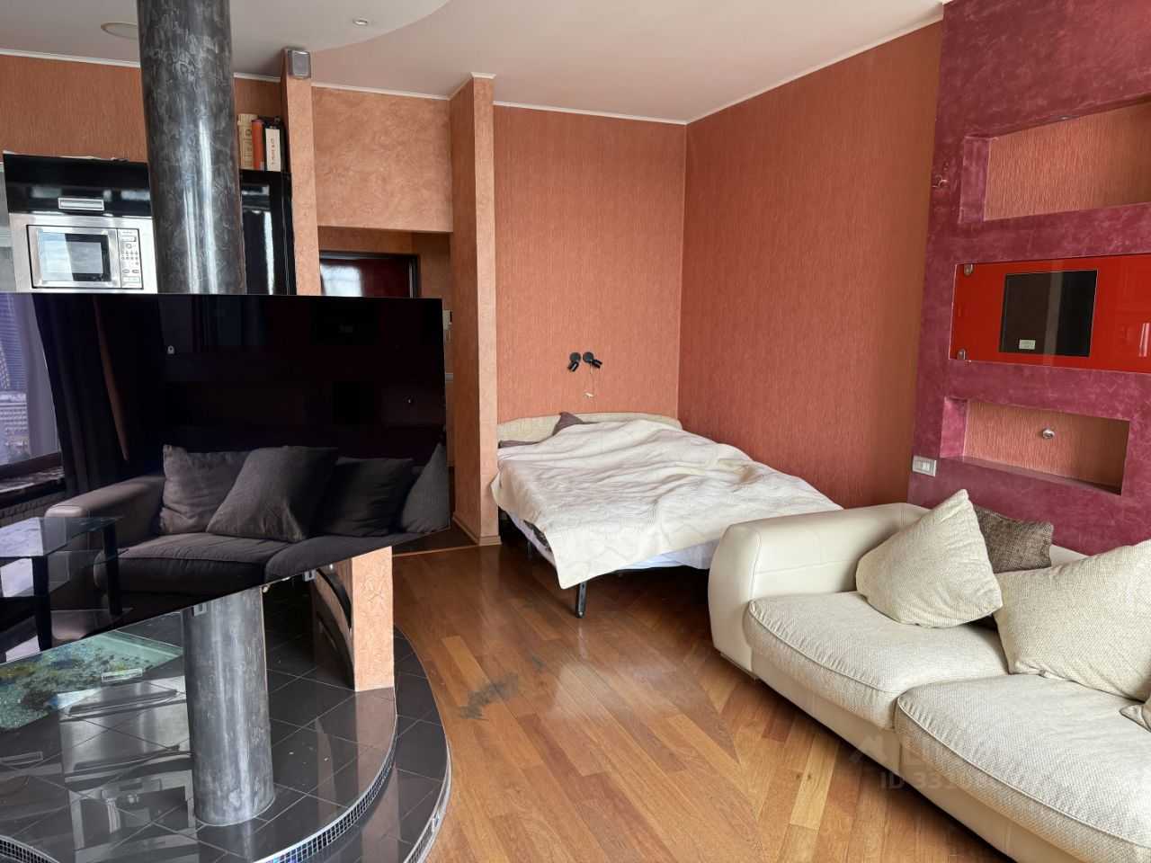 1-комнатная квартира, 52 м² — фотография 3