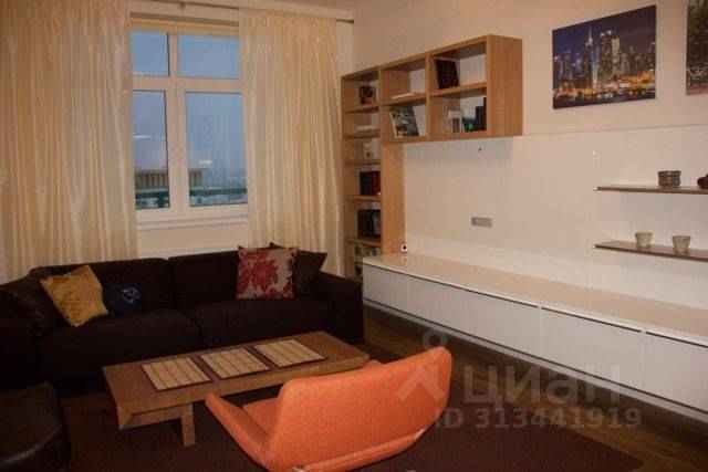 2-комнатная квартира, 53 м² — фотография 2