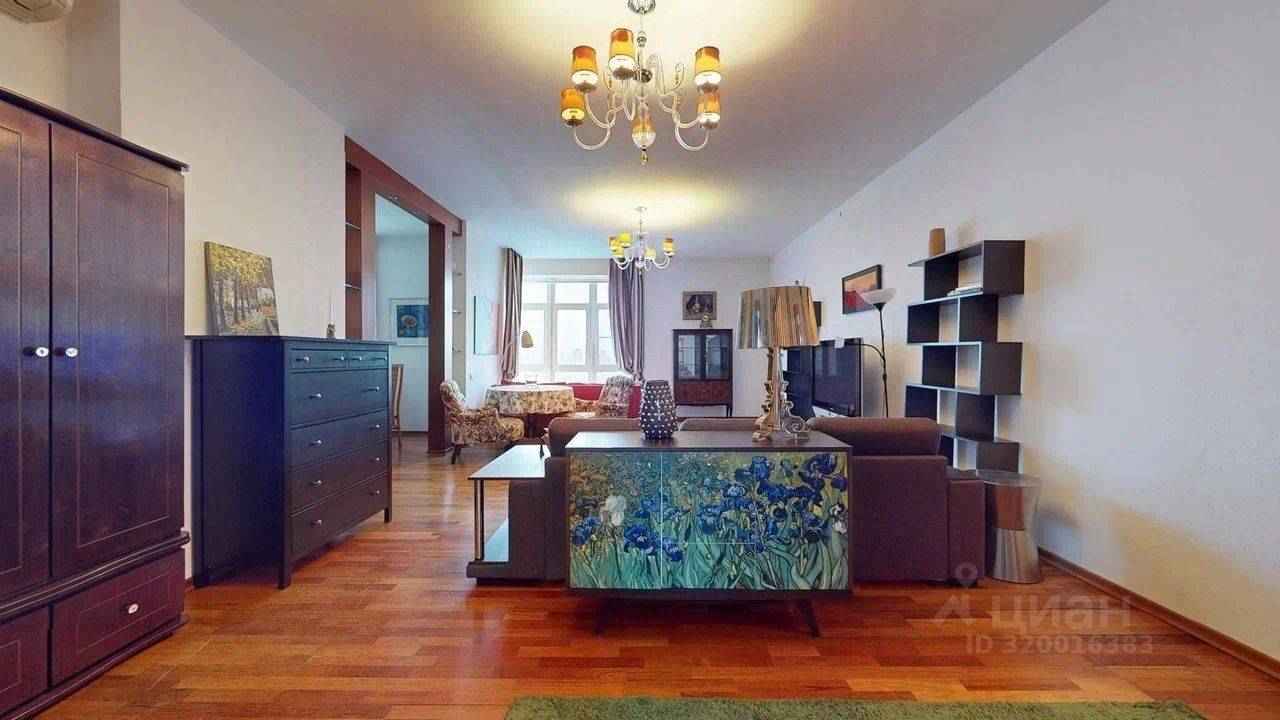 4-комнатная квартира, 214,2 м² — фотография 3
