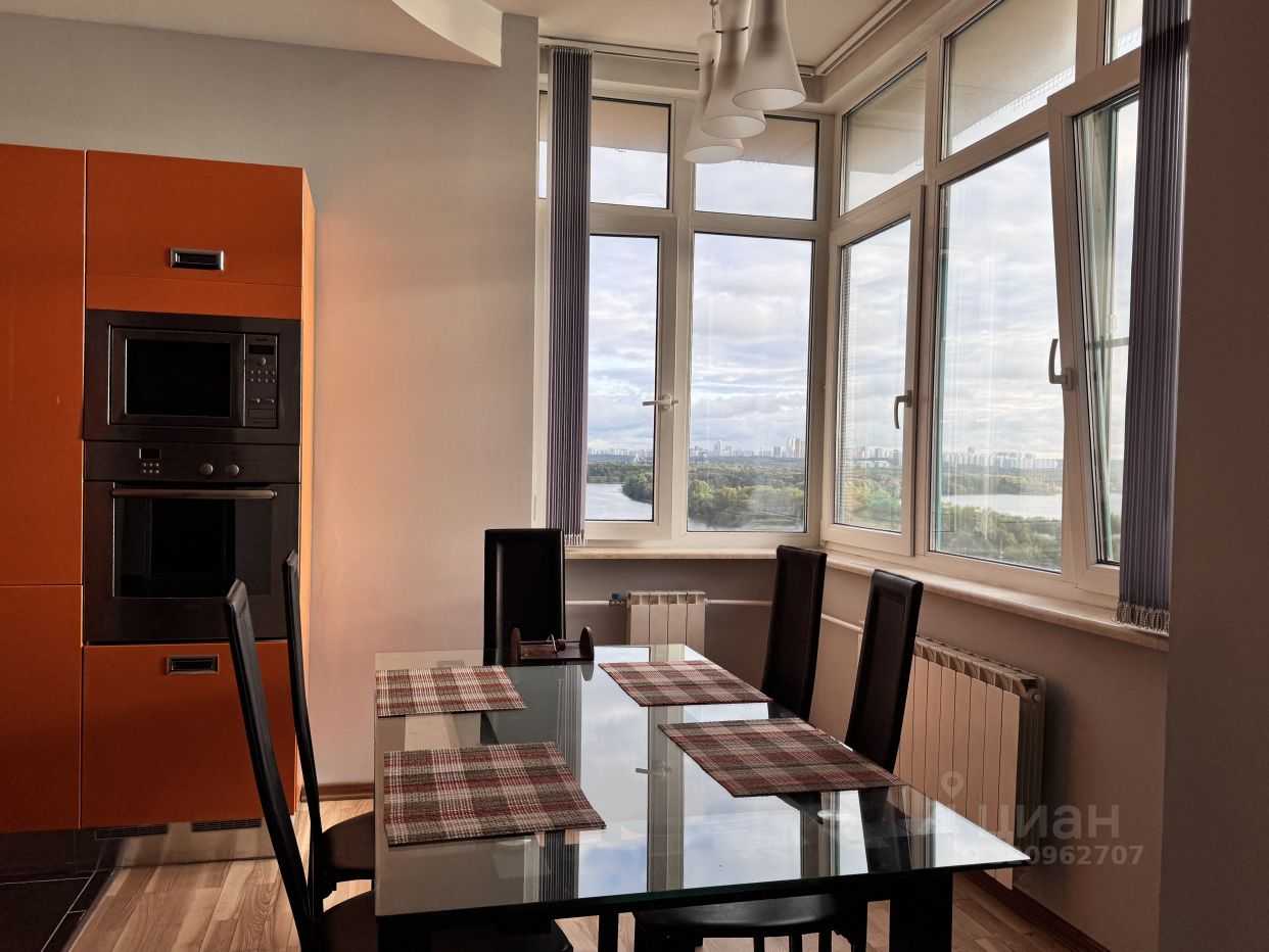 4-комнатная квартира, 155 м² — фотография 3