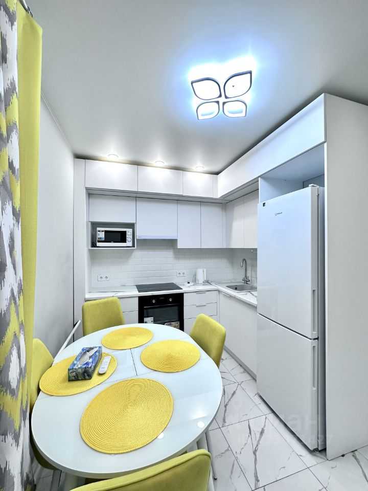 2-комнатная квартира, 55 м² — фотография 2
