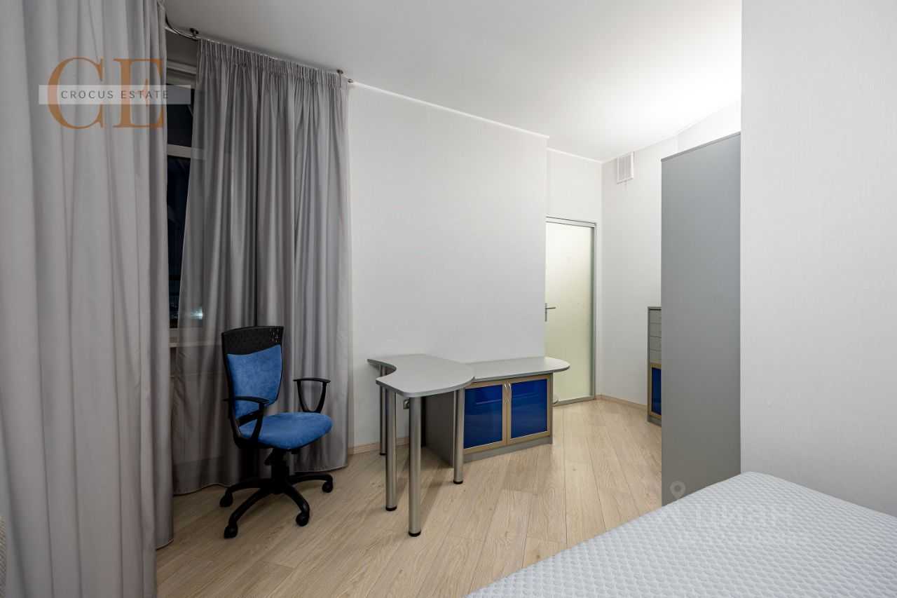 4-комнатная квартира, 249 м² — фотография 3