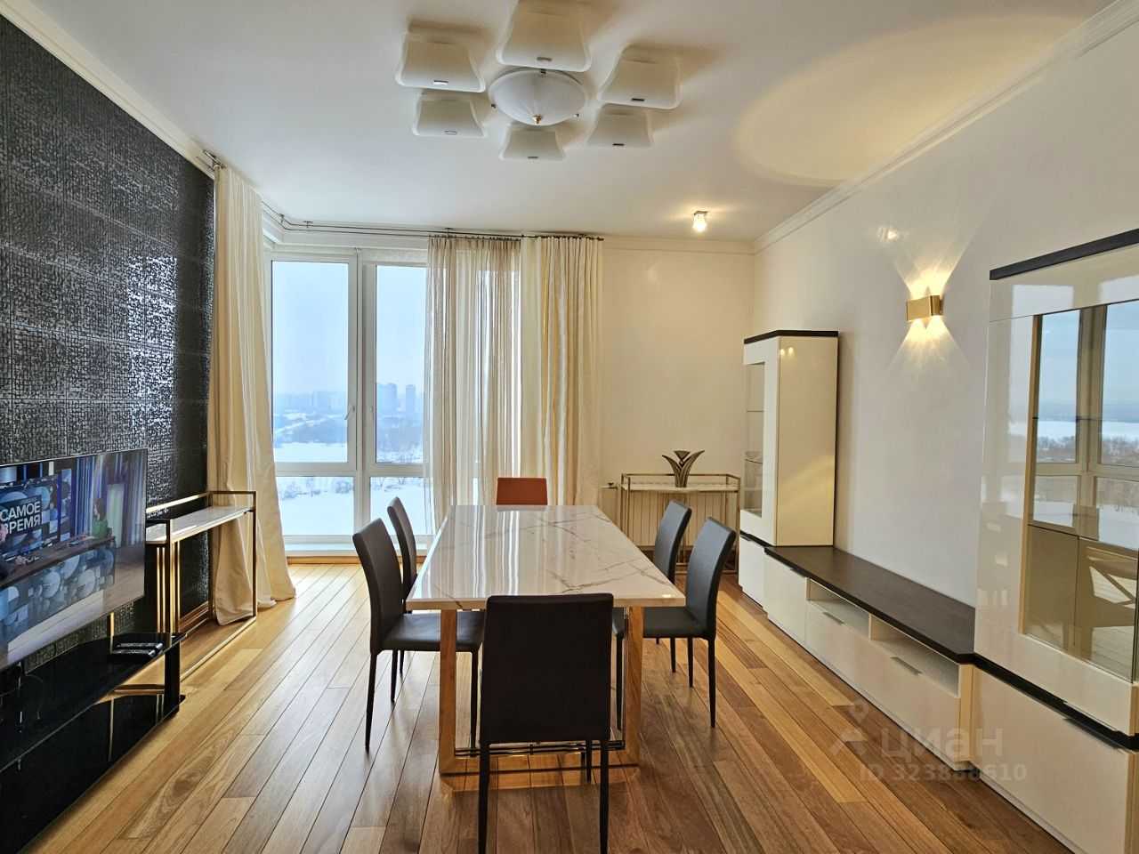 4-комнатная квартира, 190 м² — фотография 2