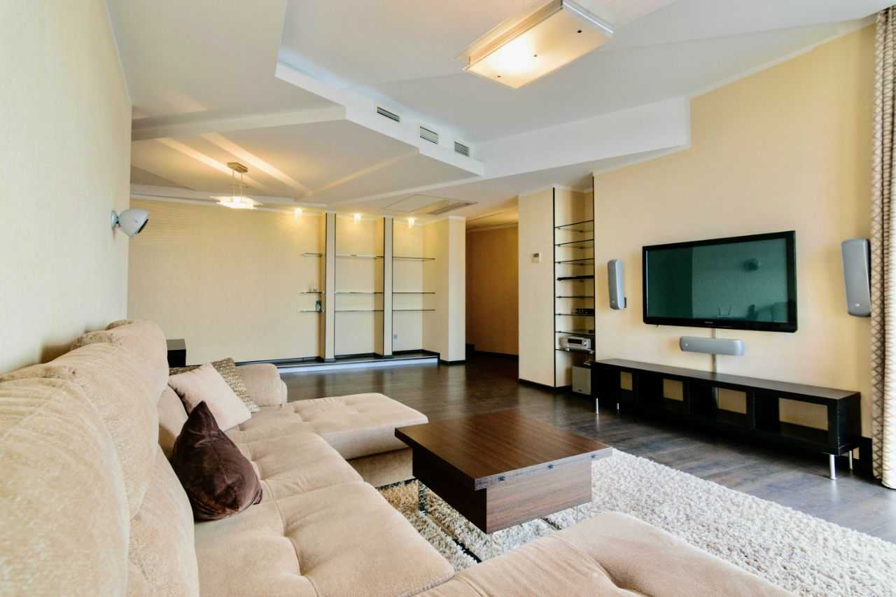 4-комнатная квартира, 190 м² — фотография 2