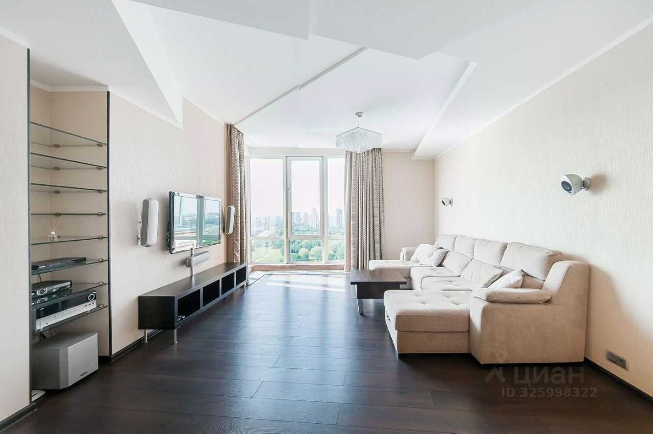 4-комнатная квартира, 190 м² — фотография 3