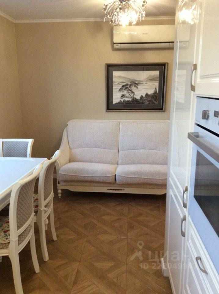2-комнатная квартира, 64 м² — фотография 2