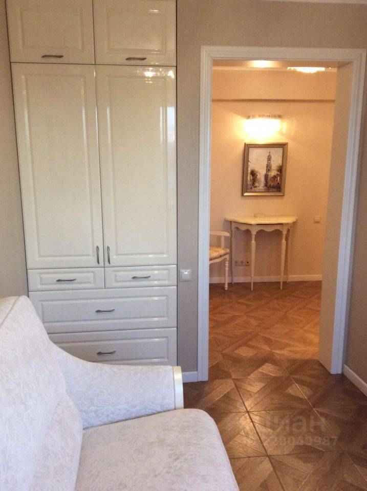 2-комнатная квартира, 64 м² — фотография 3