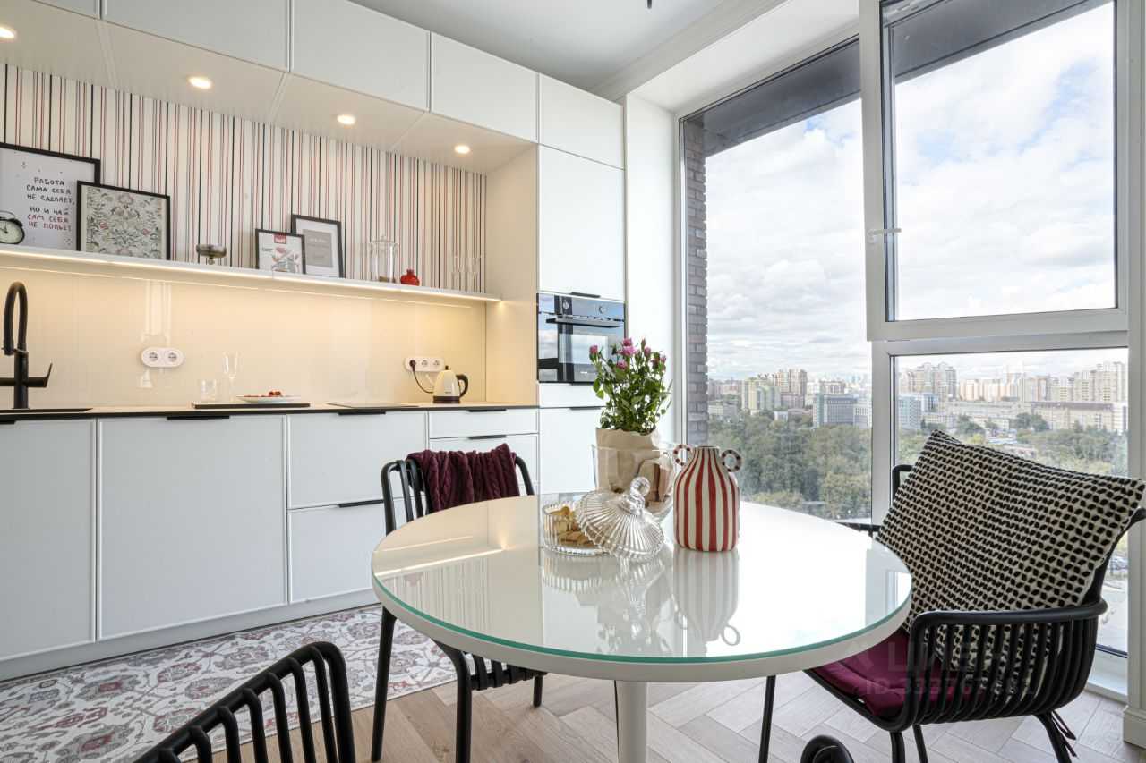 2-комнатная квартира, 55,4 м² — фотография 2
