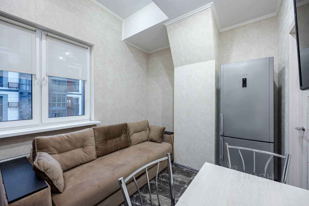 1-комнатная квартира, 42 м² — фотография 2