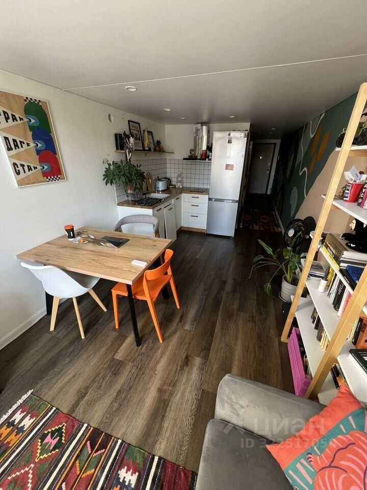 2-комнатная квартира, 55 м² — фотография 2