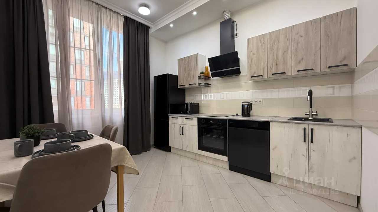 1-комнатная квартира, 42,2 м² — фотография 2