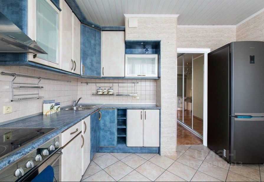 2-комнатная квартира, 56 м² — фотография 2